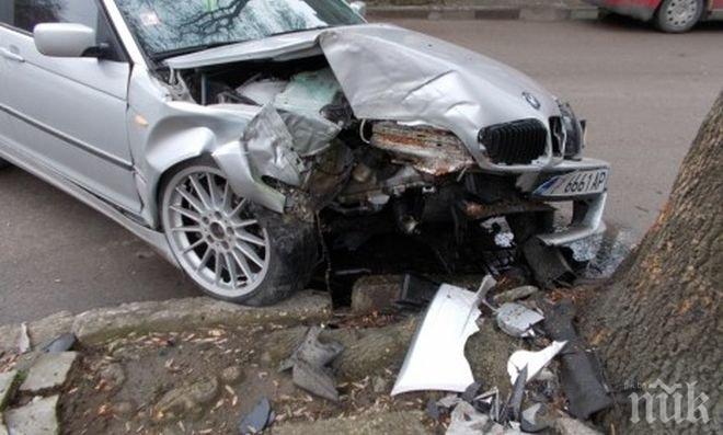 Черна сутрин:Трима загинали при катастрофа на пътя Пловдив-Асеновград  (OБНОВЕНА)