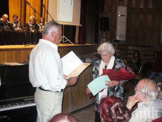 Почина майката на известния дипломат Иван Гайтанджиев