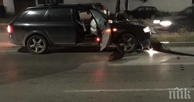 Тежка катастрофа стана във Варна (СНИМКИ)