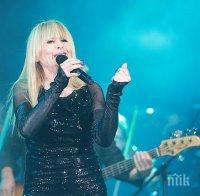 Грандиозно парти! Лили Иванова пее на юбилея на Путин
