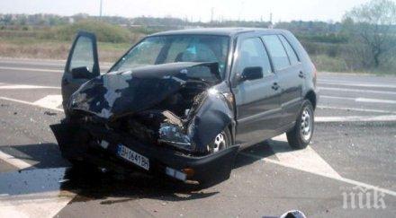 Шофьор загина при тежка катастрофа във Видинско