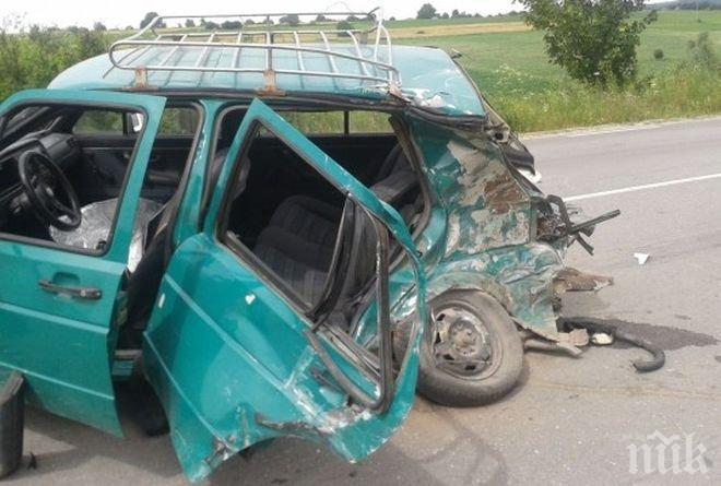 Трагедия! Жена загина след зверската катастрофа на пътя София-Варна (СНИМКИ)

