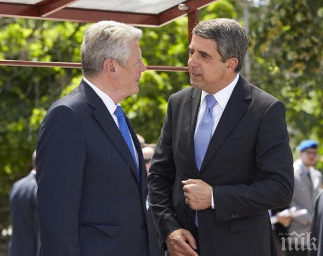 ПИК TV: Плевнелиев: Ако се разпадне ЕС, следва война
