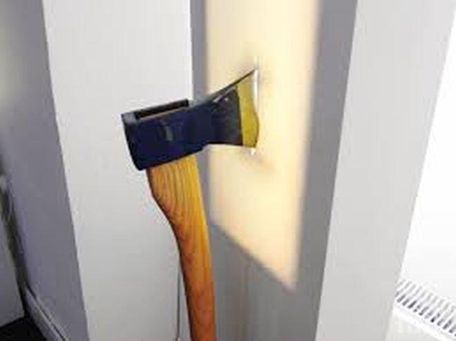 ШАШ! Откриха Музей на провалените връзки (СНИМКИ)