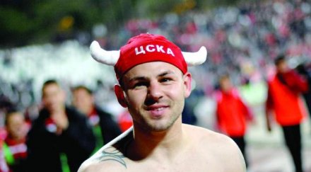 мерсин продължава мотае цска спас делев