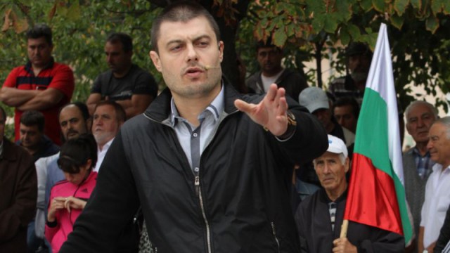 Иван Бакалов: Бареков откъсна опашката си Кулезич