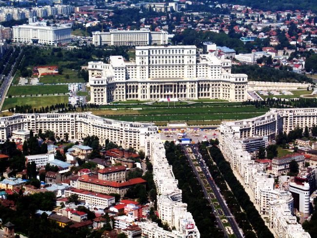4 по Рихтер разклати Румъния