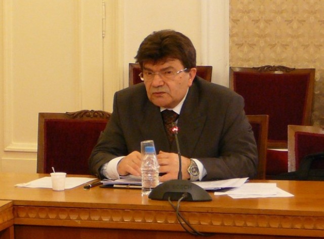 Гроздан Илиев се кълне като конституционен съдия в четвъртък