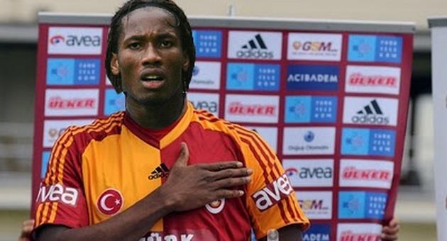 Дидие Дрогба подкрепи контузен колега в турска болница 