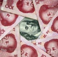 Китайският юан продължава да пада