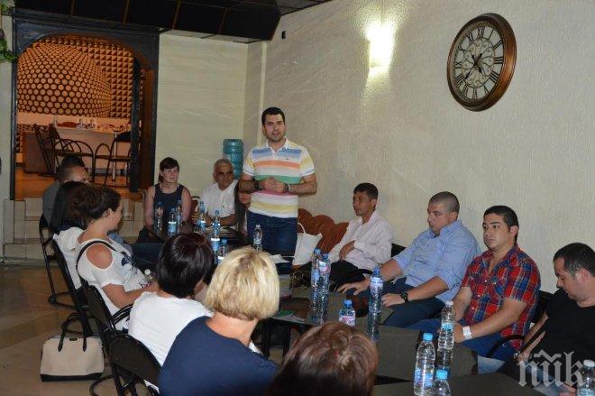 Младежите от ГЕРБ: Да не се поддаваме на евроскептицизма, който Брекзит поражда