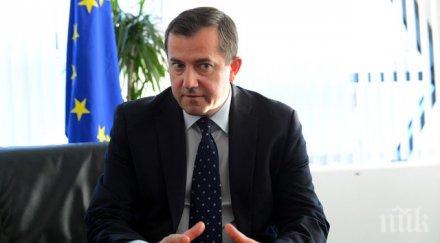 шефът филиала нас влизаме криза криза застрашен