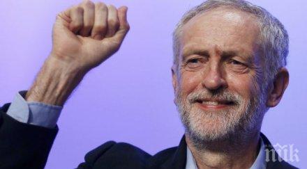 лидерът лейбъристите отказа подаде оставка нарече вота недоверие незаконен