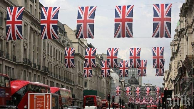 Марк Рюте: Не притискайте Великобритания, дайте й време