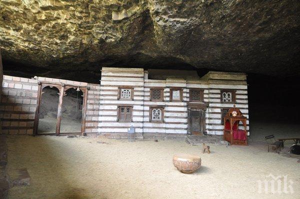 Британци спасяват най-стария етиопски стенопис