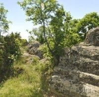 Откриха храм и гробници край Хасково от времето на Троянската война 