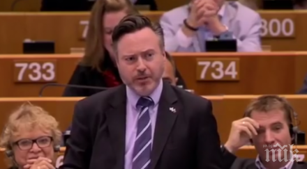 шотландец трогна евродепутатите оставяйте потънем видео