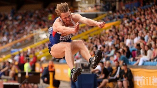 Крис Томлинсън прекрати кариерата си