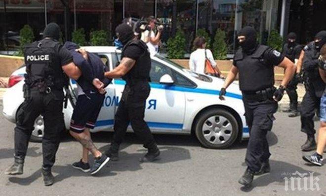 Съдът реши! Бандата на Кравата е опасна, остават в ареста