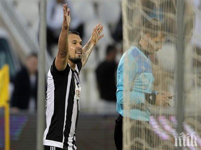 Валери Божинов бележи