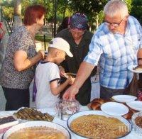 Мюсюлманите празнуват Рамазан Байрам