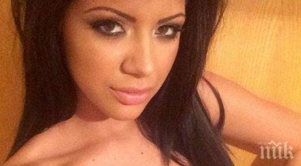 топмоделът дарина гиздова отново свали дрехи снимка