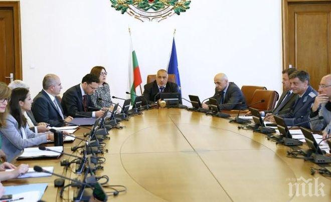 Съветът по сигурността одобри антитерористичния закон
