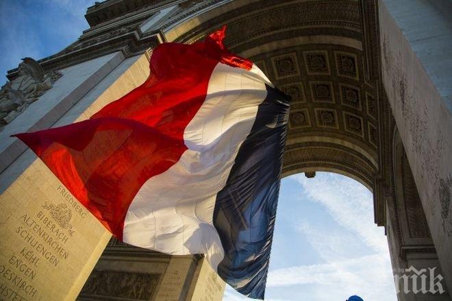 Френското правителство ще въведе трудовите реформи без гласуване в парламента