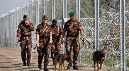 унгария хвърли армията бежанците