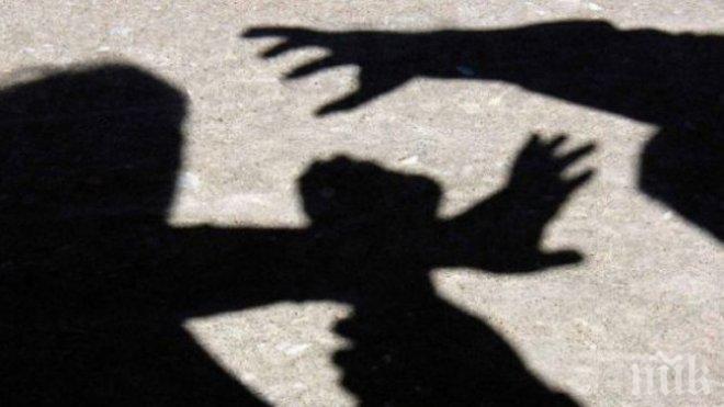 Пробация за ученичка, счупила носа на своя връстница