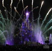 Вижте как Париж празнува победата над Германия! (ВИДЕО)