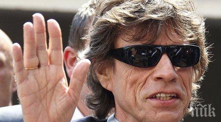 чакаме джони деп мик джагър мега концерт софия