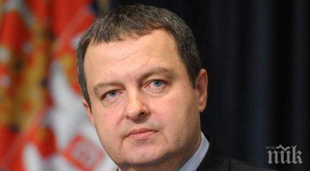 сръбският външен министър пее албанския премиер