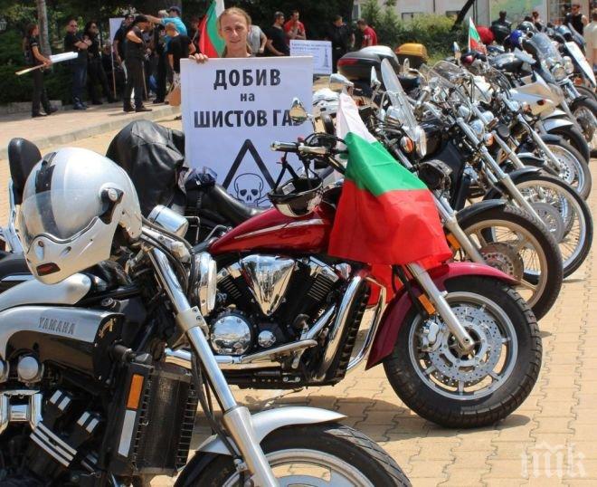 Депутатите отстъпиха пред мотористите за “Гражданска отговорност”