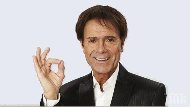 Клиф Ричард ще съди британската полиция и Би Би Си