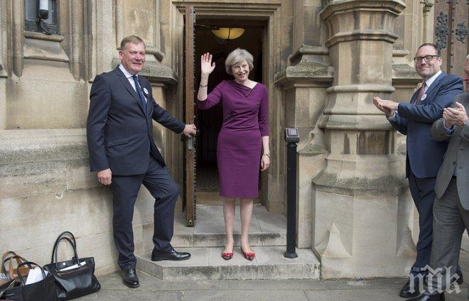 Брекзит става реалност: Камерън сдава поста на 13 юли