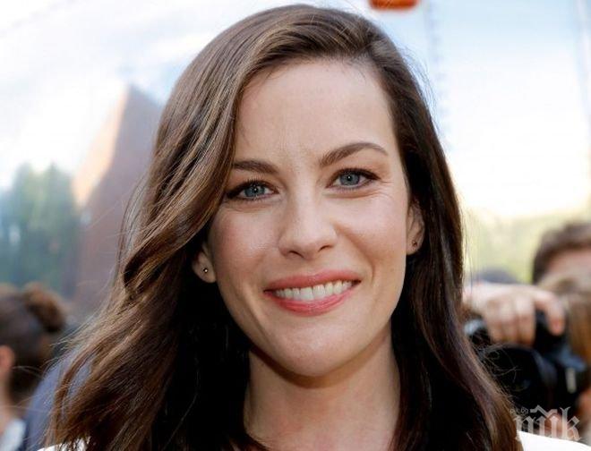 След две момчета Лив Тайлър роди момиченце