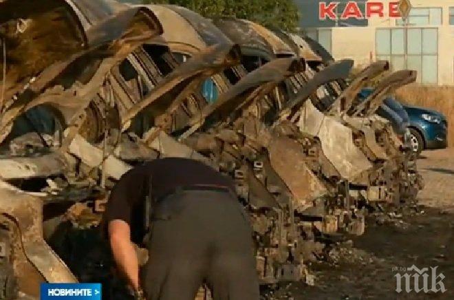 ПИК TV: Вижте изпепелените бусове в столичния квартал Младост