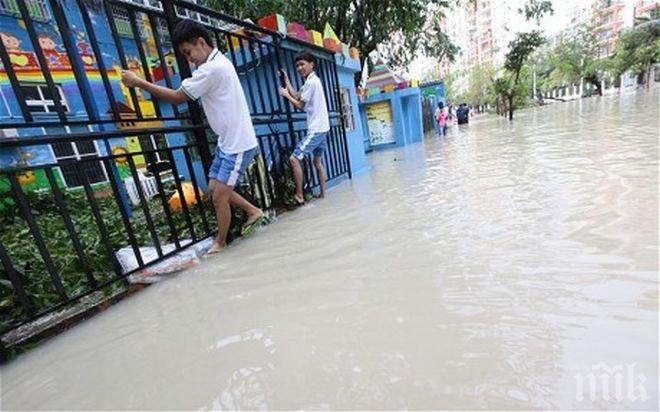 Водната стихия в Китай взе 237 жертви, 93 души се изчезнали