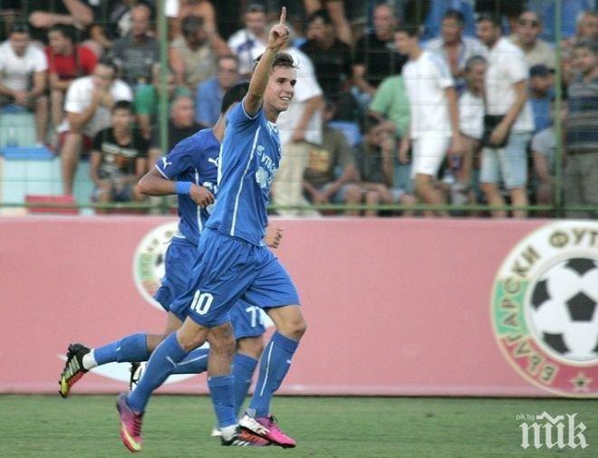 Голямата надежда Антонио Вутов смени отбора