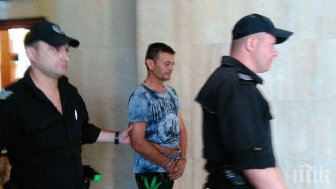 ИЗВЪНРЕДНО! Убиецът Борислав посягал и на приятелката си, оставиха го в ареста

