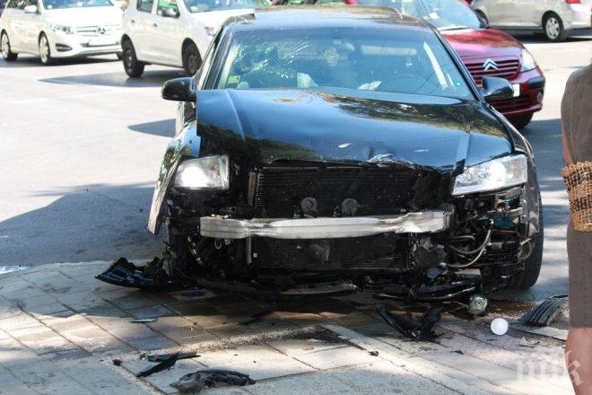 Скъпарски коли се помляха във Варна!