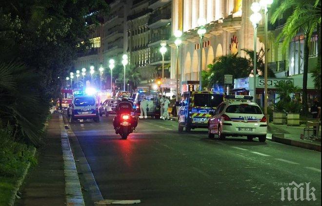ИЗВЪНРЕДНО! КЪРВАВ ЕКШЪН ВЪВ ФРАНЦИЯ! Камион се вряза в група хора в Ница, 30 са убити, 100 са ранени (ОБНОВЕНА+СНИМКИ и ВИДЕО)