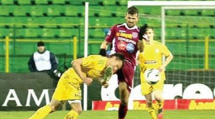 бразилецът каду наказан мача изби зъбите живко миланов