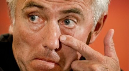 ван марвайк кандидат треньор ники михайлов твенте