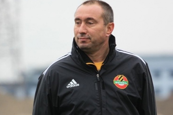 Мъри Стоилов: Не очаквайте чудеса от Ботев (Пловдив)