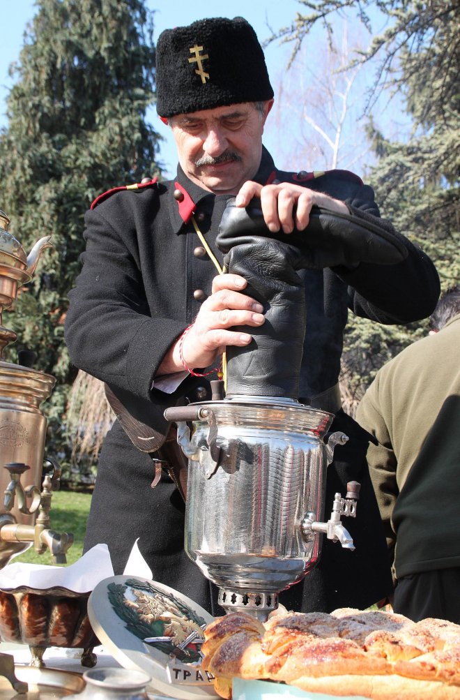 Депутати и министри забравиха Шипка