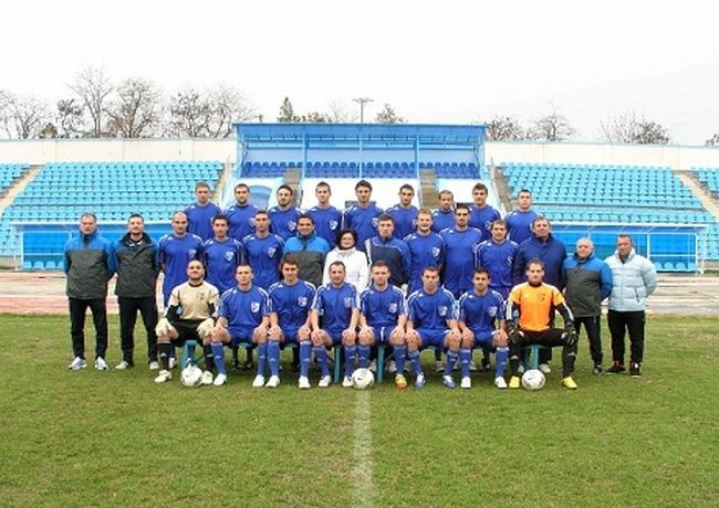 Чужденец купи Спартак Плевен