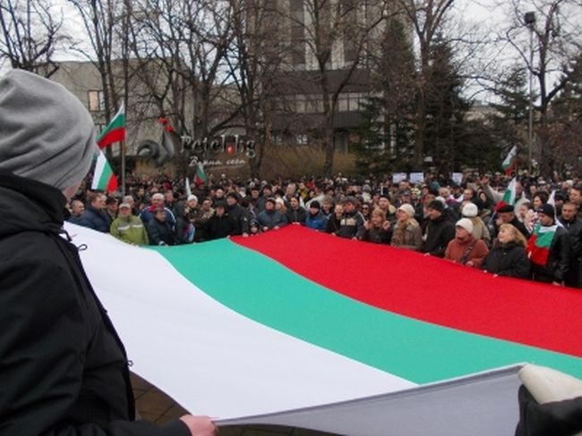 Варненци преминават към гражданско неподчинение, не искат да плащат за ток!