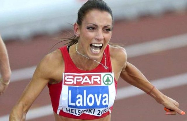 Лалова и Тезджан Наимова на полуфинал на 60 метра